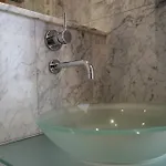 Kaiser Am Wiener Platz Hotel