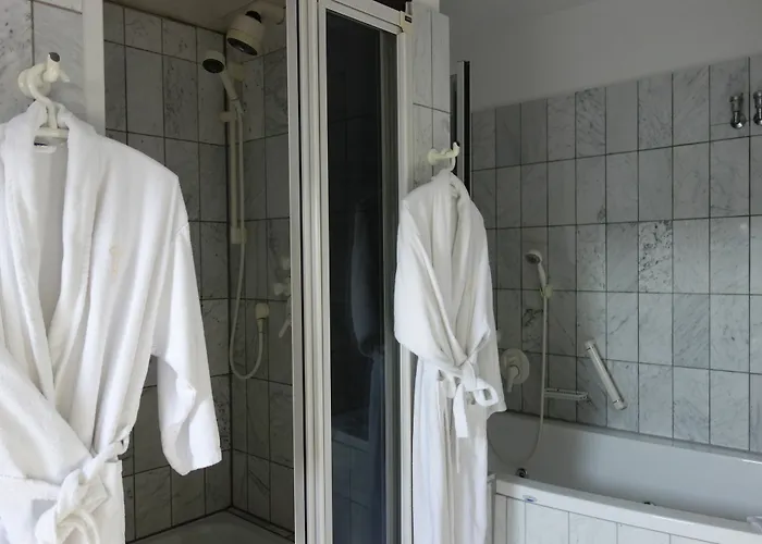 Kaiser Am Wiener Platz Köln