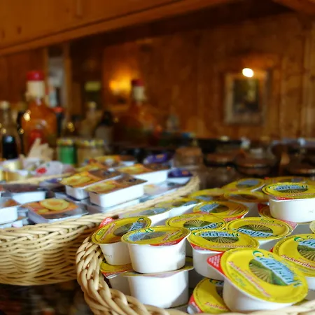 Kaiser Am Wiener Platz Отель Кёльн