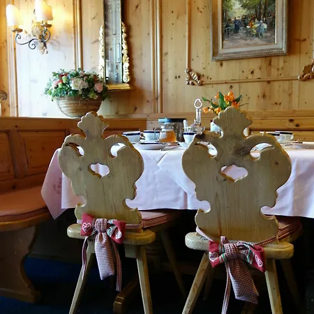 Отель Kaiser Am Wiener Platz 3*