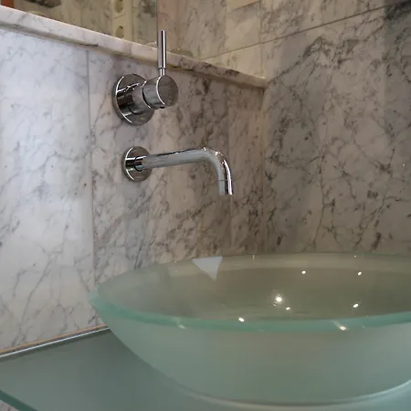 Kaiser Am Wiener Platz Отель