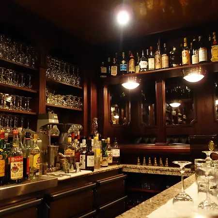 Kaiser Am Wiener Platz Кёльн