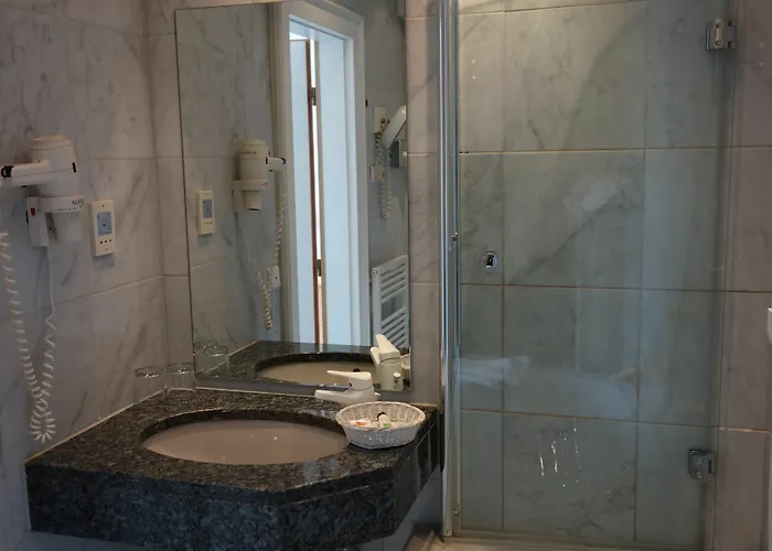 Kaiser Am Wiener Platz 호텔 쾰른