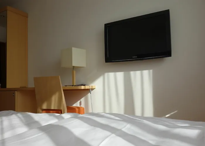 Kaiser Am Wiener Platz 3* 쾰른