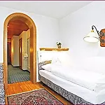 Hotel Kaiser Am Wiener Platz Colonia