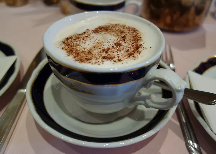 Hotel Kaiser Am Wiener Platz Colonia